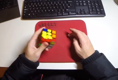 one handed oh rubiks cube