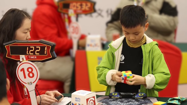 xuanyi geng 3.84&nbsp;rubiks cube record average score sheet